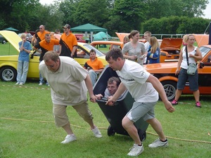 WOND_History_wheelie_bin_race_300x225.jpg